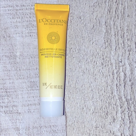 L’occitane facial foaming cleansing cream 0.5 ounce imortelle divine - Picture 2 of 3